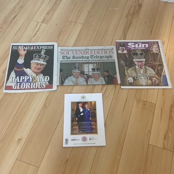 King Charles Coronation Officiall Souvenir Programme - Picture 1 of 5